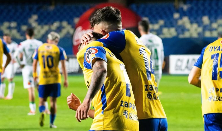 La celebración de la Universidad de Concepción con su victoria ante Temuco es lo que nos dejó la penúltima fecha del ascenso