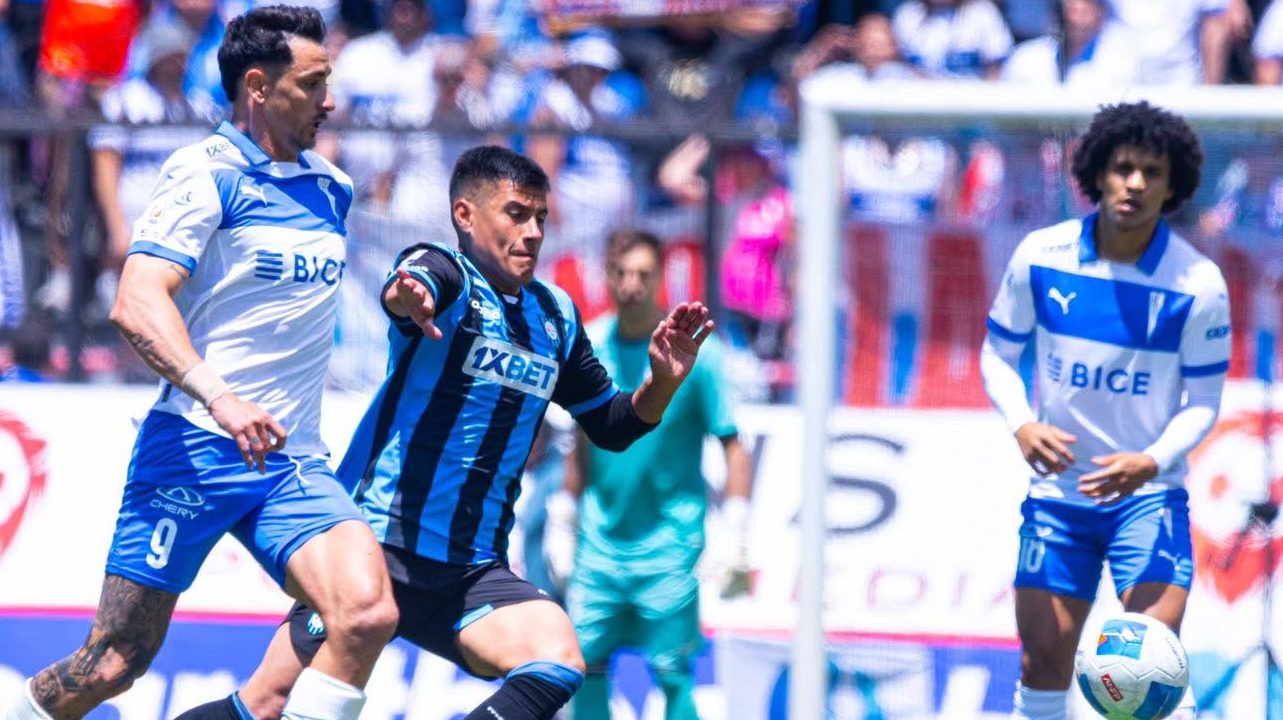 Un partido muy trabado donde Huachipato empató ante la Católica en Talcahuano