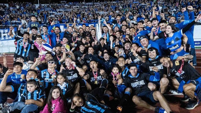 La celebración de Huachipato que se coronó campeón de Copa Chile por primera vez