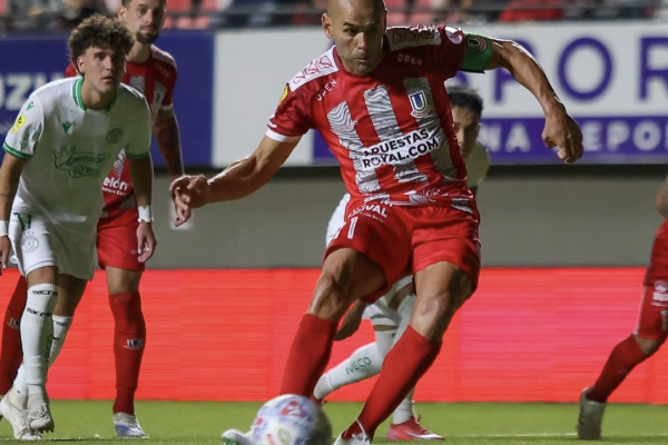 Sebastián Sáez anotó dos de los tres goles con los que La Calera volvió al triunfo y derrotó al Audax.