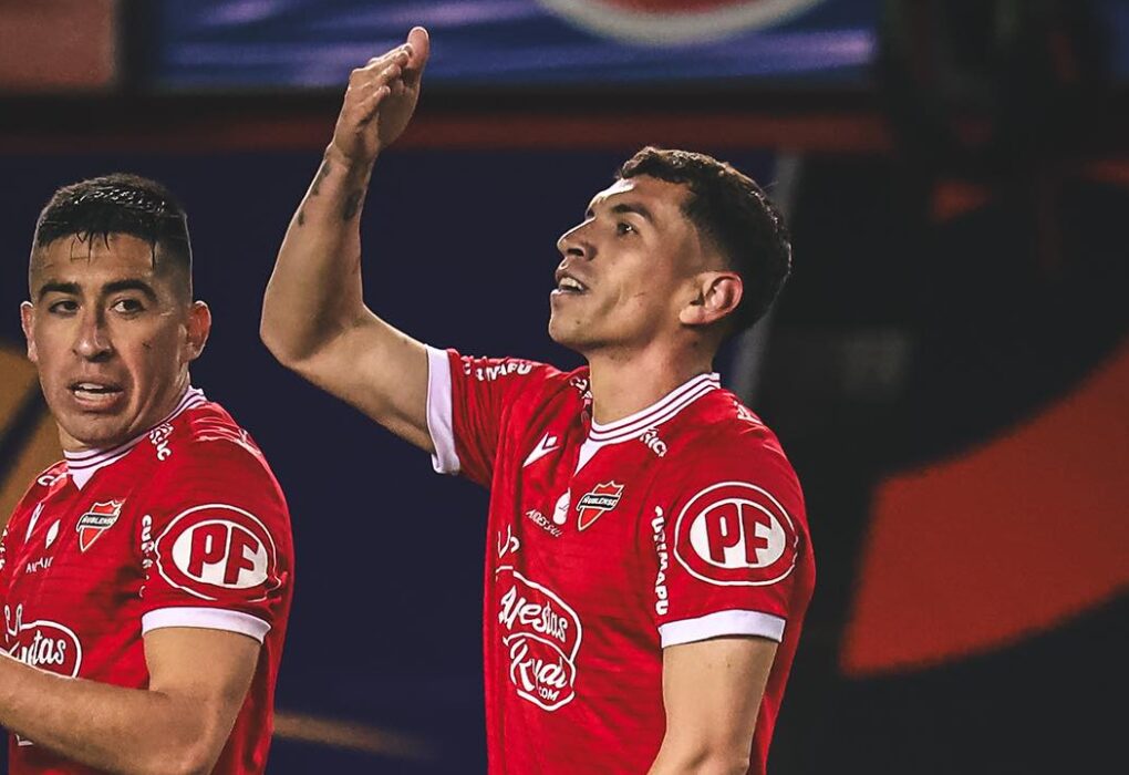 Diego Céspedes fue el autor del único gol con el que Ñublense superó a la "U" sobre el final.