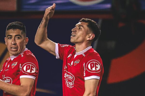 Diego Céspedes fue el autor del único gol con el que Ñublense superó a la "U" sobre el final.