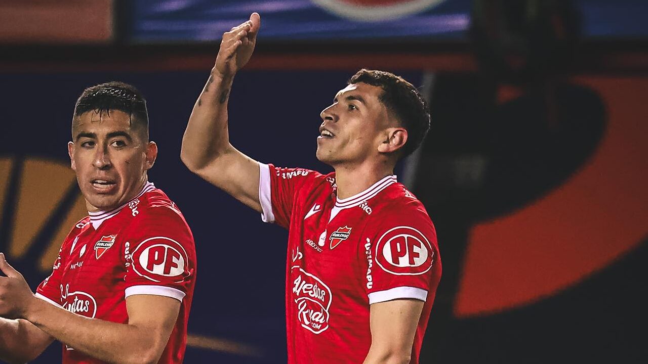 Diego Céspedes fue el autor del único gol con el que Ñublense superó a la "U" sobre el final.