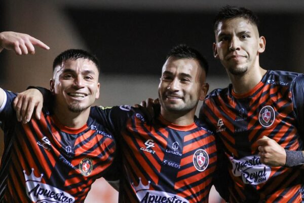 Limache goleó a la UdeC.